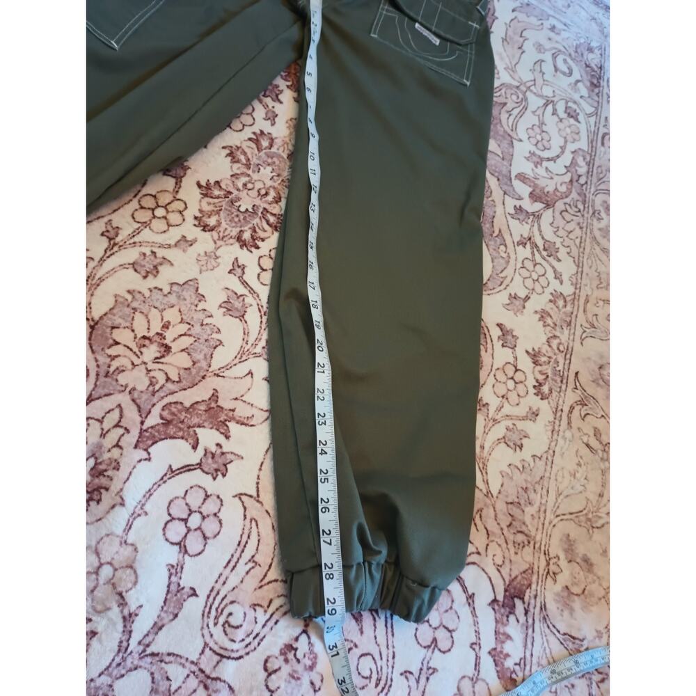 True Religion Bobbi Baggy Cargo Joggers Womens 26 Green Streetwear Utility - Picture 11 of 12